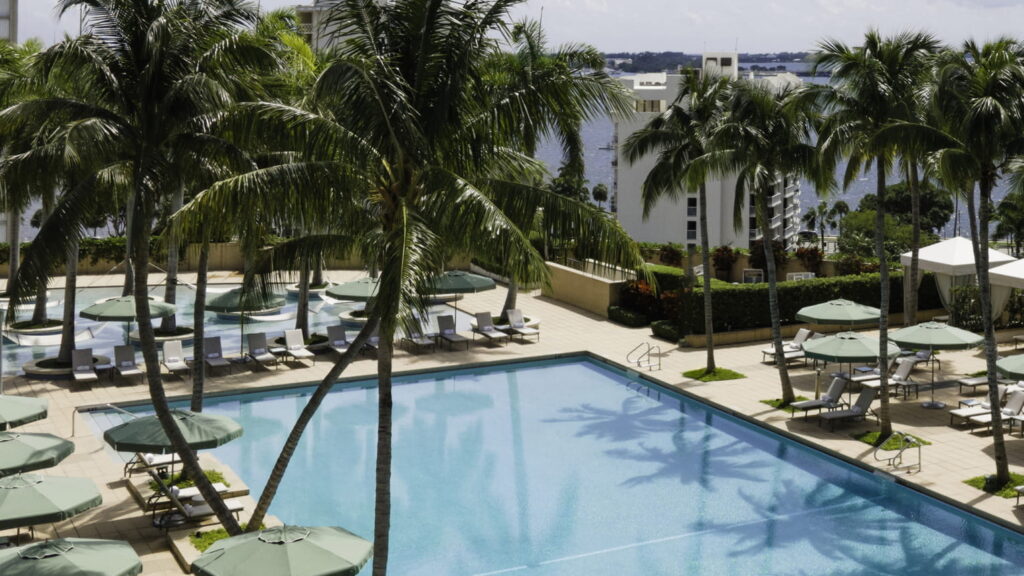 Four Seasons Hotel Miami